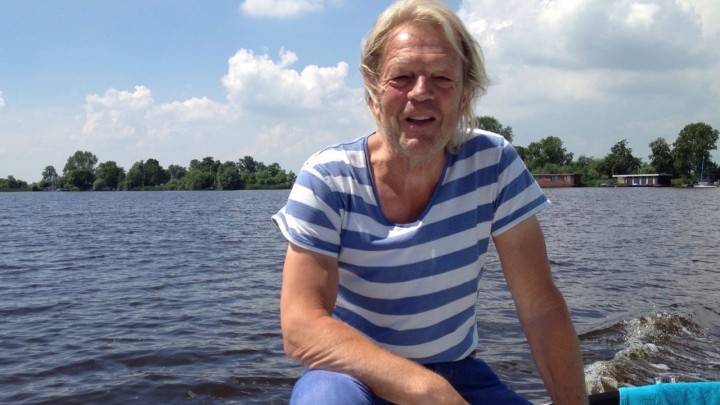 Arjen van der Grijn -hier op de Peanster Ie- vindt ontspanning op het water.