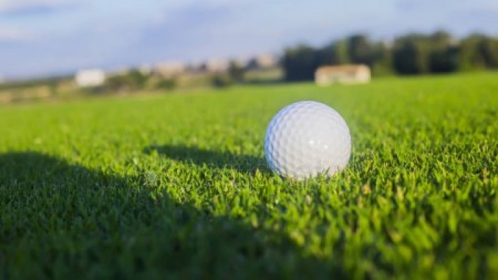 HVS doneert € 500,- aan Grouster Golf