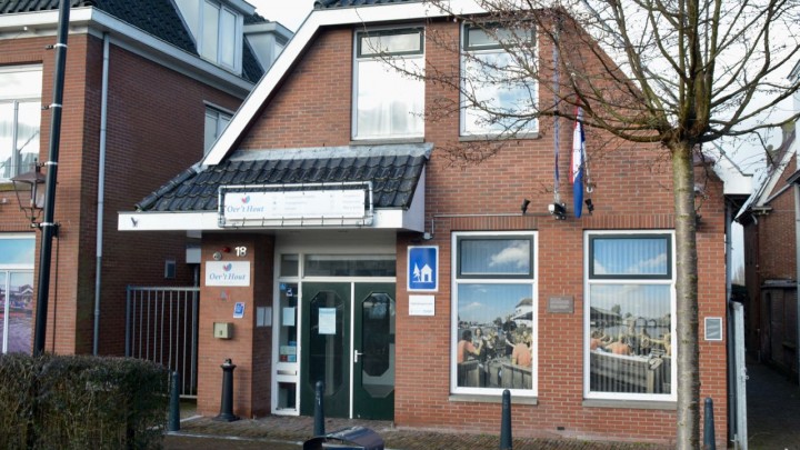 Dit jaar kan er voor het eerst gestemd worden in Oer 't Hout aan de Raadhuisstraat.