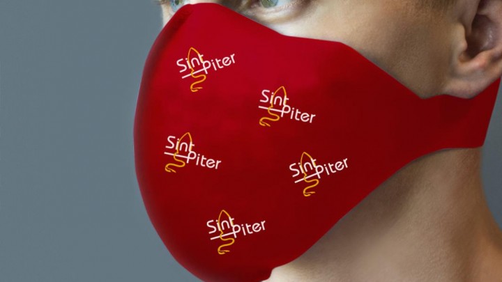 Sint Piter-vrijwilligers dragen eigen mondkapjes